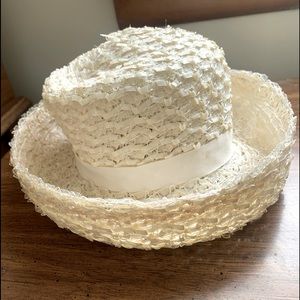 ᑌᑎƖOᑎ ᗰᗩᗪƐ ᐯƖᑎƬᗩGƐ HᗩƬ